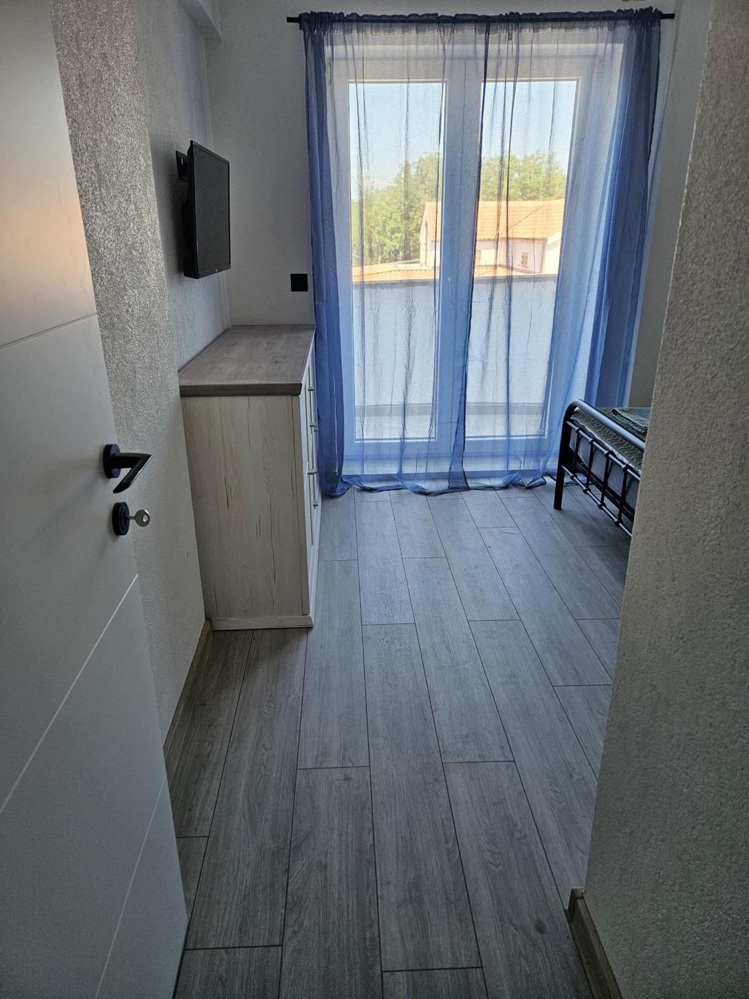 Apartmani 1 Pinezici Bagian luar foto